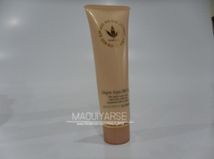 ผิวแห้งใช้อะไรดีนะ? ผิวแห้งใช้อะไรดีนะ?