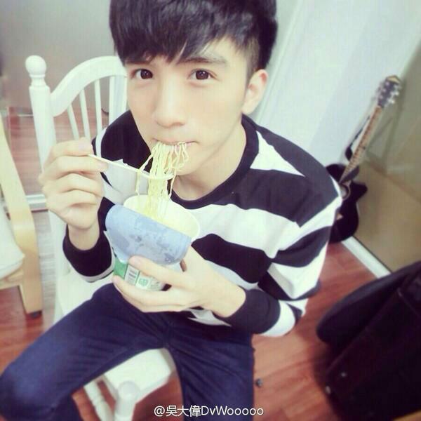 คลิกชมภาพต่อไป