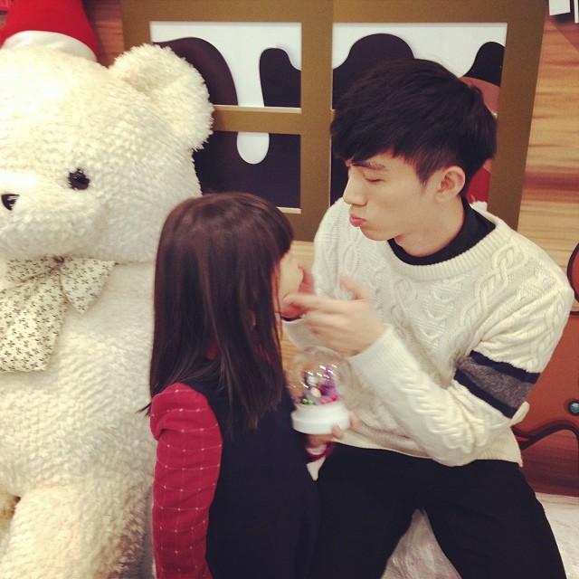 คลิกชมภาพต่อไป