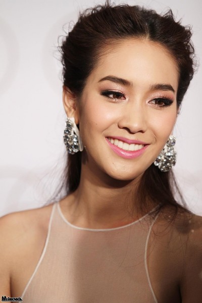 มิน พีชญา