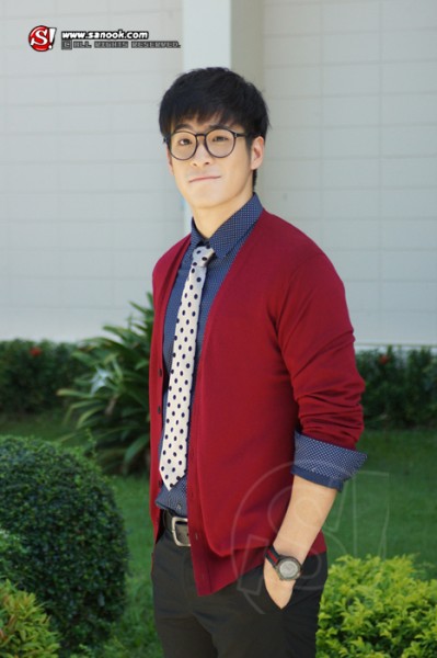 อาเล็ก ธีรเดช