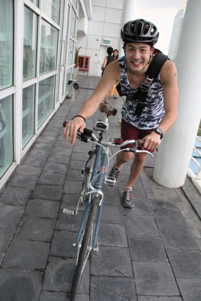 ดารา ปั่นจักรยาน