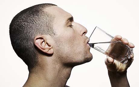 การดื่มน้ำต่อวัน