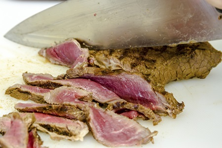 เลี่ยงกินอาหารกึ่งสุกกึ่งดิบ