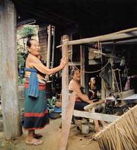 ประเพณีสรงน้ำโอยทาน
