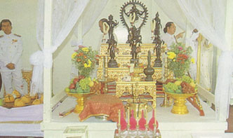 พระราชพิธีและประเพณีท้องถิ่น