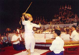 กระบวนการฝึกหัดละครนอก-ละครใน