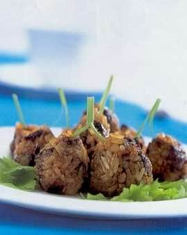 ข้าวผัดลูกพรุน