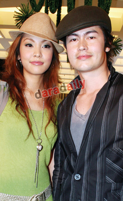 นวล กุลพรรณ จันทรทรัพย์