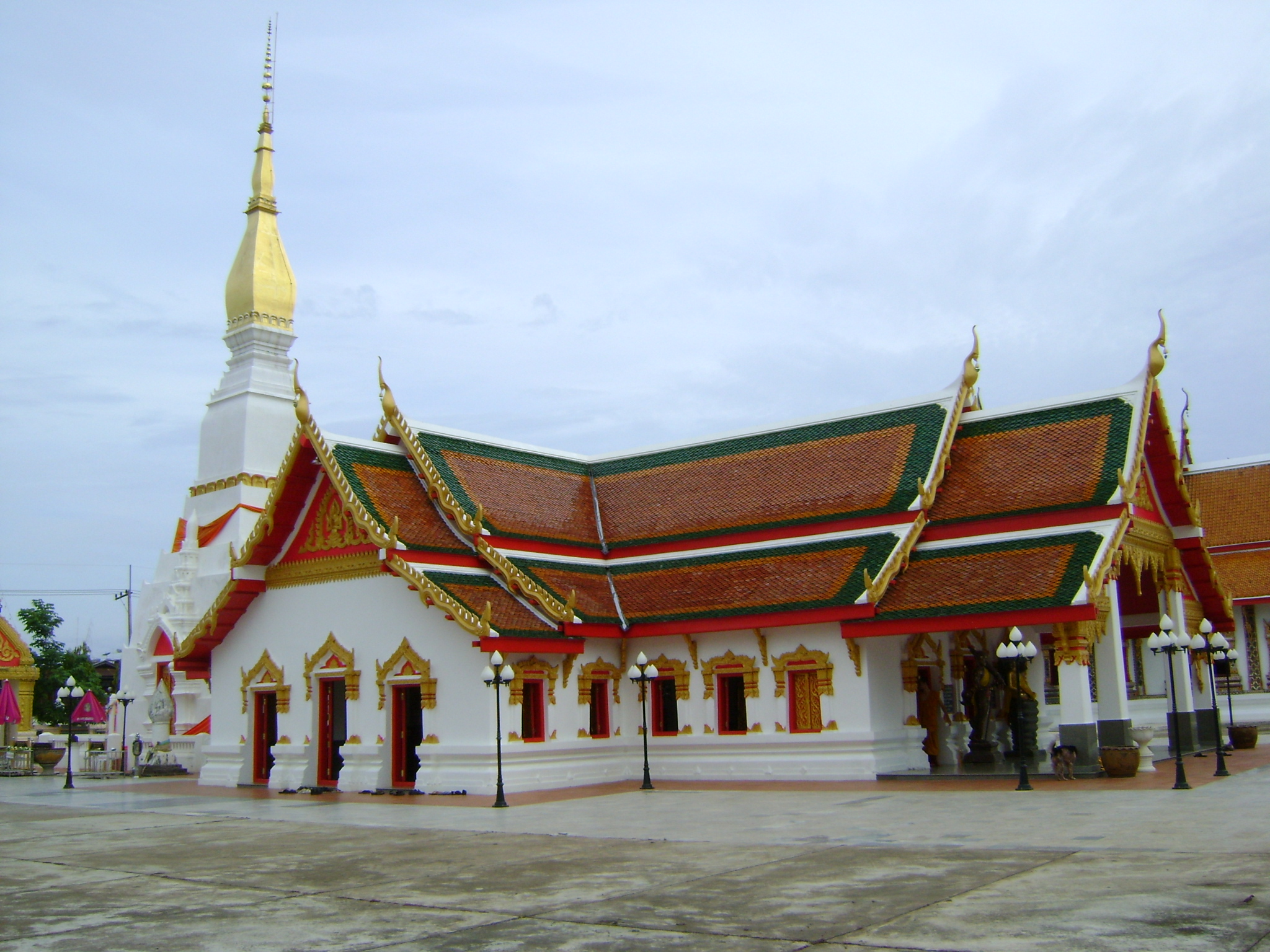 วัดพระธาตุเชิงชุม
