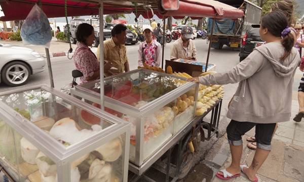 5 วิธีเลือกผลไม้รถเข็นอย่างไรให้ปลอดภัย
