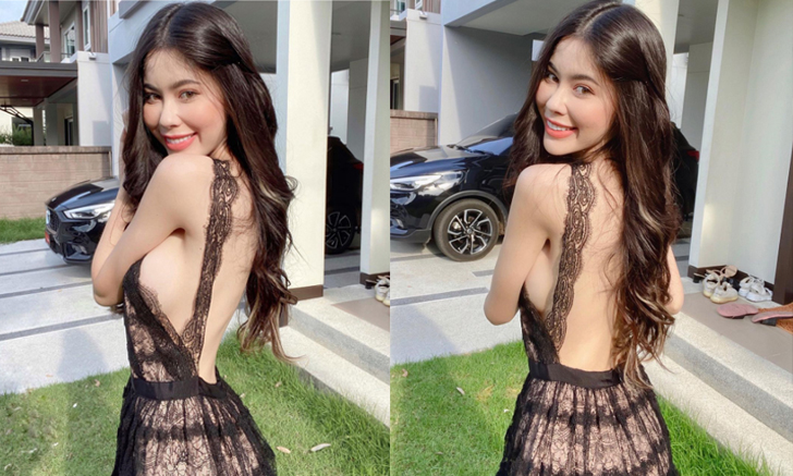 ถ่ายรูปหน้าบ้านยังเซ็กซี่ \