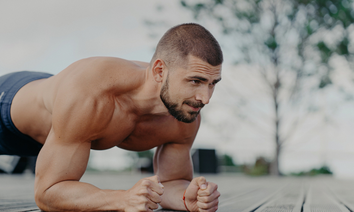 ออกกำลังกายด้วยการ \