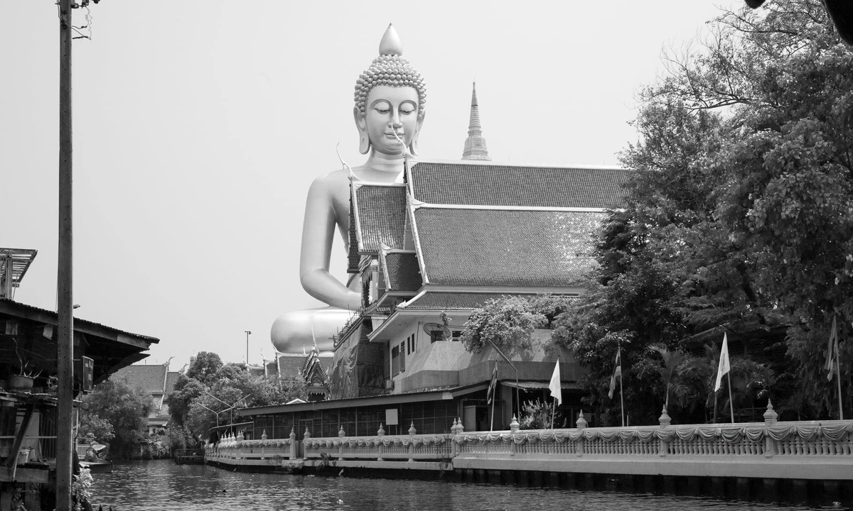 พกไลก้า ล่องเรือเยือนวัดริมแม่น้ำเจ้าพระยา สัมผัสวิถีชีวิตที่ไหลเวียนจากอดีตสู่ปัจจุบัน