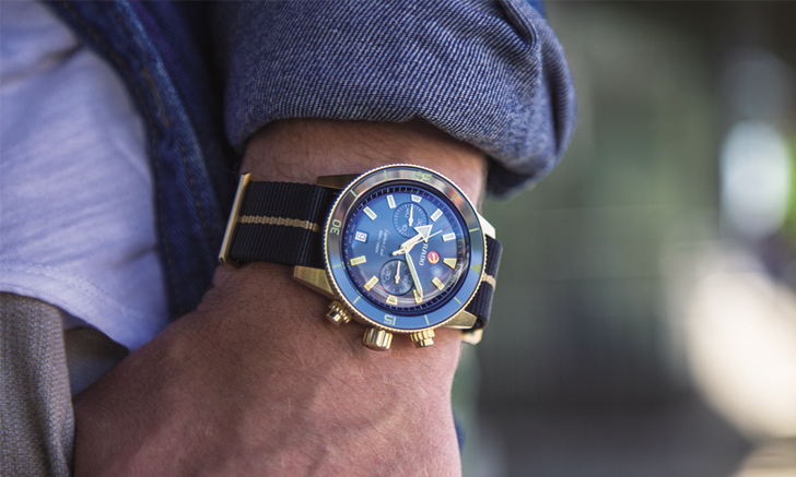 Captain Cook Chronograph มาพร้อมรูปลักษณ์ที่เพรียวบาง มีสไตล์