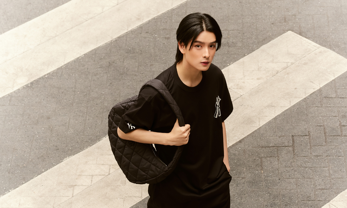 ผู้ชายก็ใช้ได้ MLB เปิดตัว PADDING QUILTED HOBO BAG