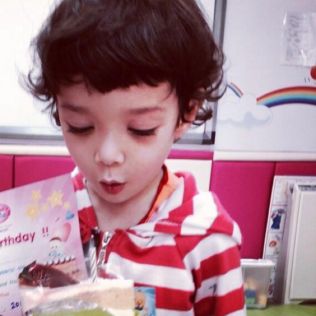 คลิกชมภาพต่อไป