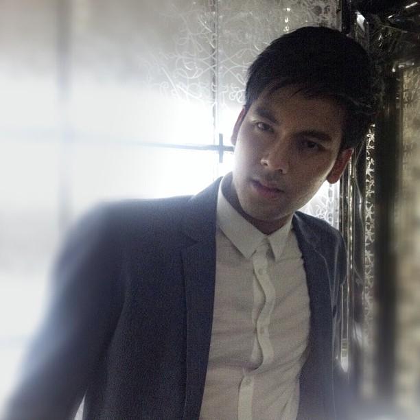 บอม ธนิน