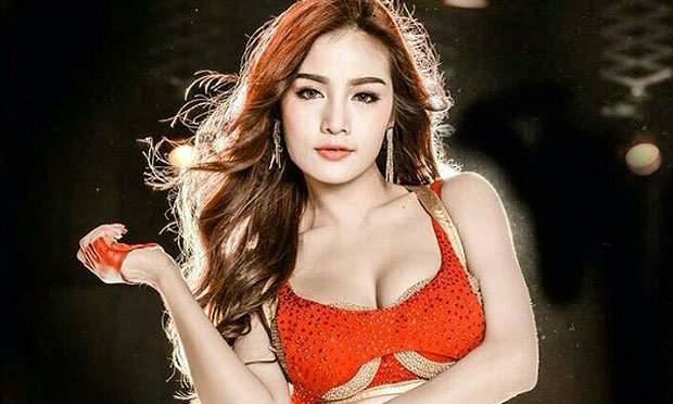 กระแต อาร์สยาม แรงจัด!! MV ยิ่งถูกทิ้งยิ่งต้องสวย เคาท์ดาวน์สู่ 10 ล้านวิว