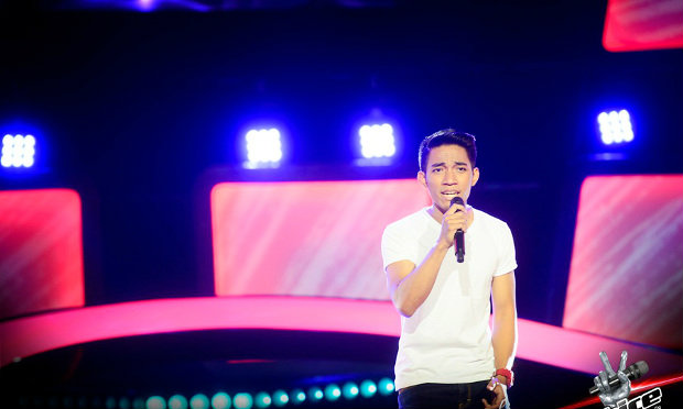 มารู้จัก เบสท์ เดอะวอยซ์ ศิลปิน Folksong ที่มาเเข่งกับเพลง \