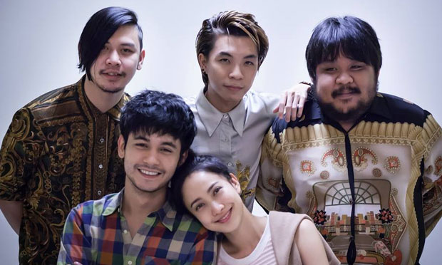 ทนไม่ไหวเมื่อคนรักต้องร้องไห้ \