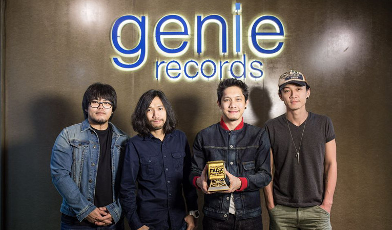 วงโปเตโต้ มาแรง!! คว้ารางวัลใหญ่จากเวที MAMA 2015 ของเกาหลีใต้