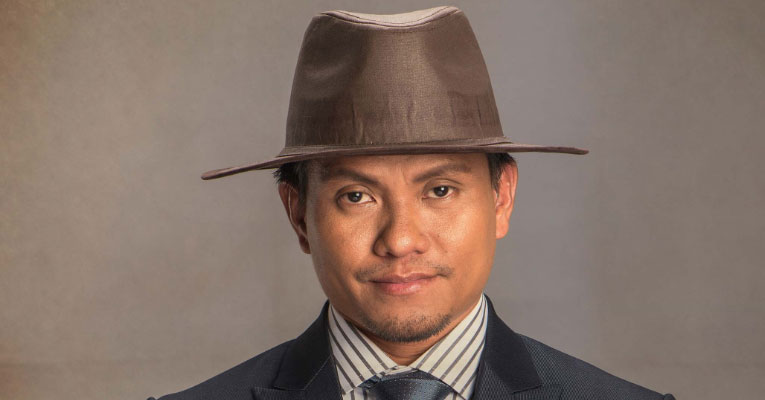 จิมมี่ สุดปลื้ม \