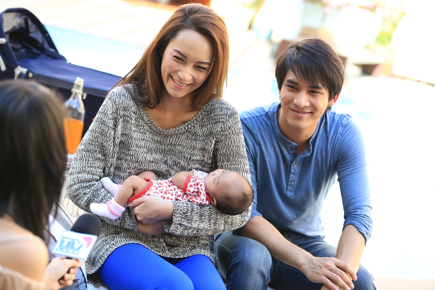คลิกชมภาพต่อไป คลิกชมภาพต่อไป