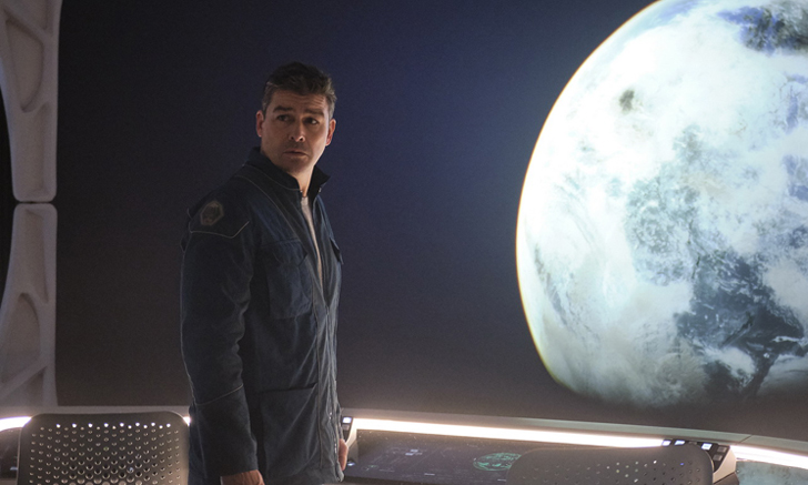 Netflix เผยภาพแรกหนังไซไฟ The Midnight Sky กำกับและนำแสดงโดย จอร์จ คลูนีย์