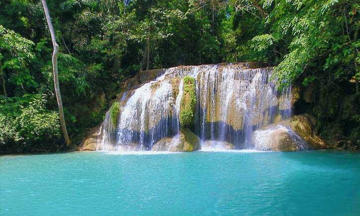 เที่ยวน้ำตกเอราวัณ จ.กาญจนบุรี ม่านน้ำสีฟ้า สวยงามตระการตา