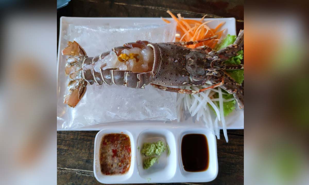 กุ้งมังกรทั้งตัวราคาไม่ถึง 400 บาท! @ร้าน แล้วแต่ME(มี) ระยอง