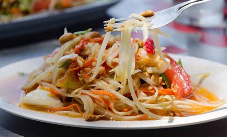 ส้มตำไทย ติด Top 10 จาก 100 อันดับสลัดที่ดีที่สุดในโลก เหนือกว่าส้มตำเขมร!