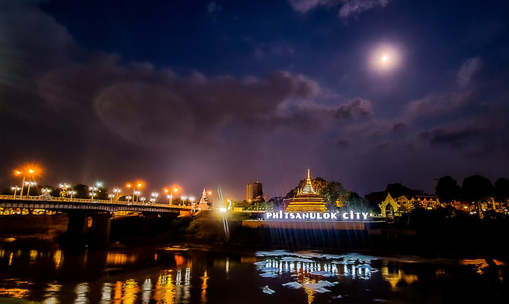 ป้ายไฟ Phitsanulok City แลนด์มาร์คแห่งใหม่ริมแม่น้ำน่าน มุมถ่ายรูปห้ามพลาดพิษณุโลก