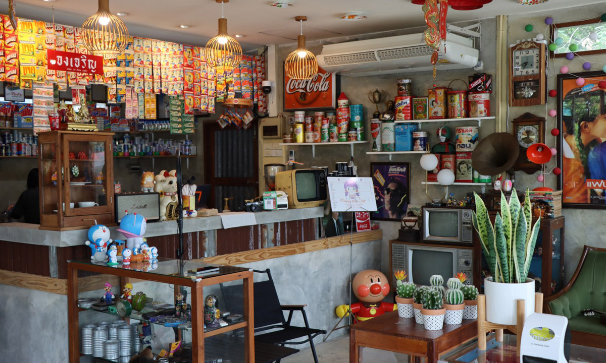 จงเจริญการชง คาเฟ่สไตล์ร้านของชำวินเทจ เก๋ไก๋ไม่เหมือนใคร