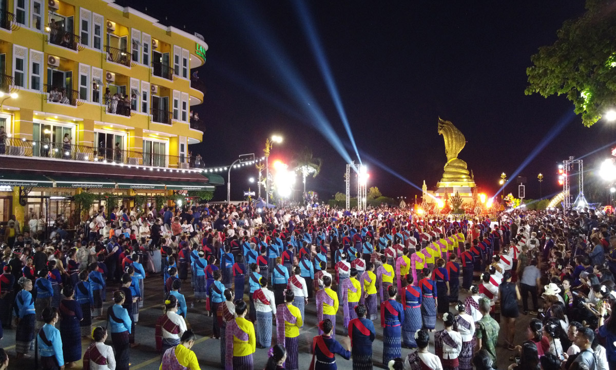 สุดอลังการ! งานบวงสรวงพญานาคนครพนม