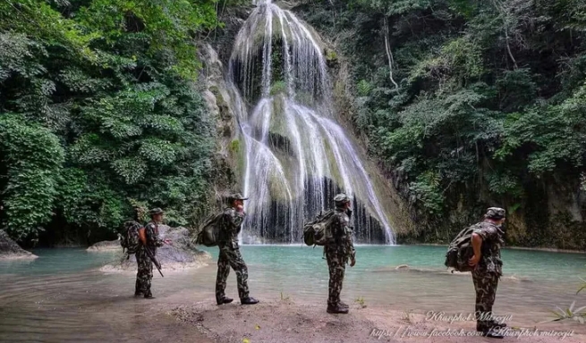 น้ำตกผาน้ำหยด แก่งกระจาน อันซีนแห่งเมืองเพชรบุรี