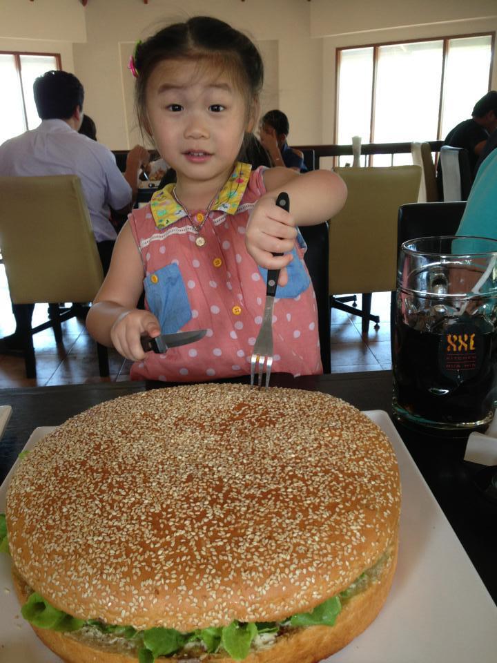 คลิกชมภาพต่อไป