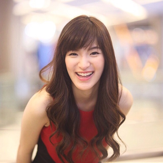 รวมทรงผมหน้าม้าน่ารักๆ จาก 17 ดาราวัยใส ยิ่งตัดยิ่งหน้าเด็ก! - ทรง ผม หน้าม้า ออก งาน